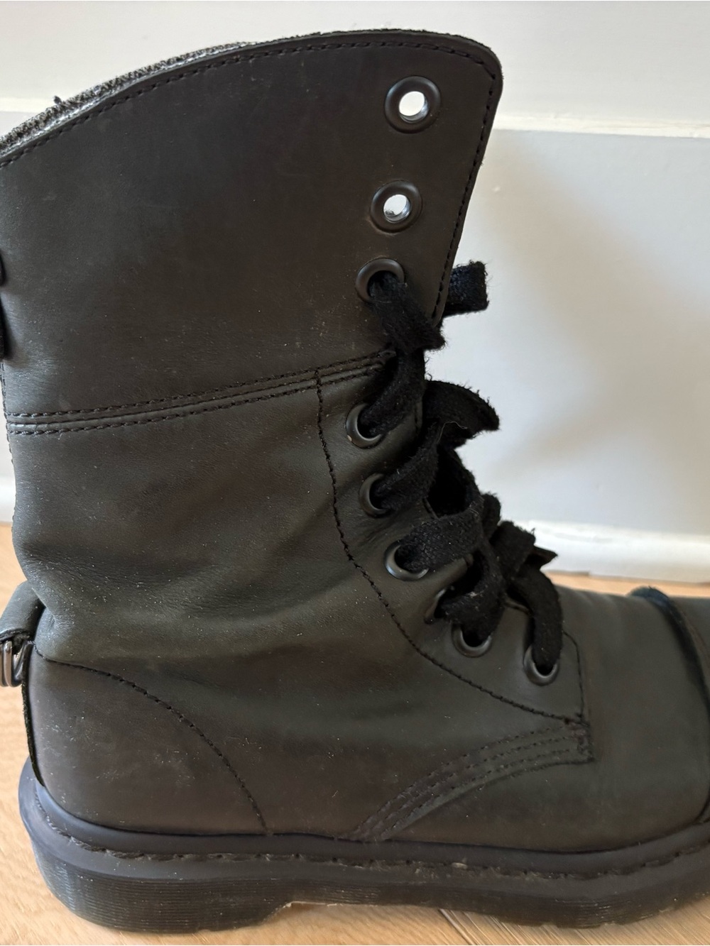 Dr Martens Aimilita W Size 7 Black Leather Fold Down Boots Herringbone - Picture 6 of 13